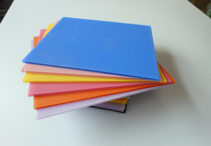 PP塑料中空板是什么樣的板材？